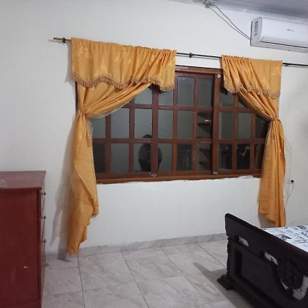 Casa De Los Cruz Leticia Eksteriør billede
